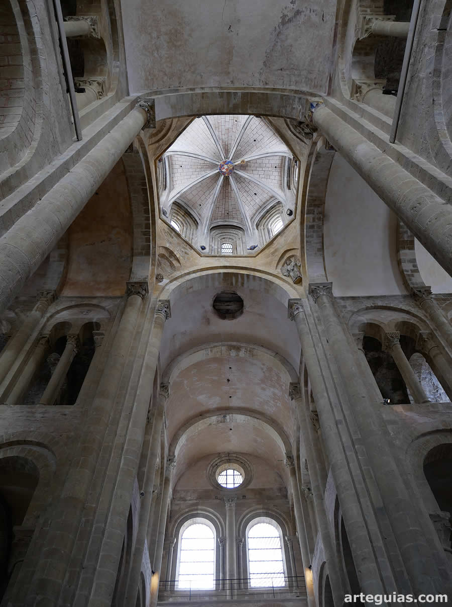 Crucero de la iglesia con su cimborrio