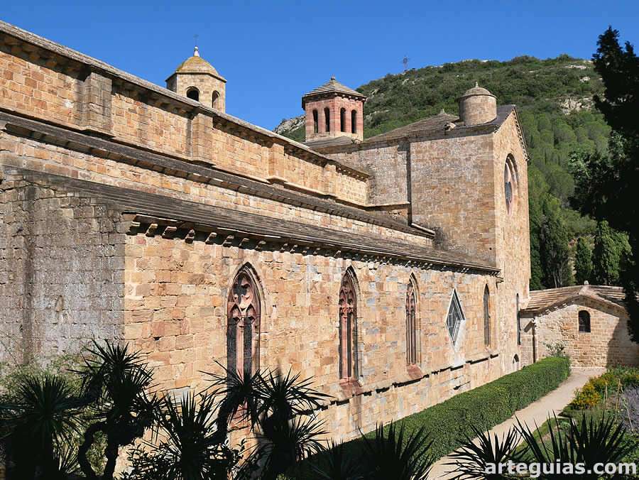 Capillas y nave lateral sur de la iglesia