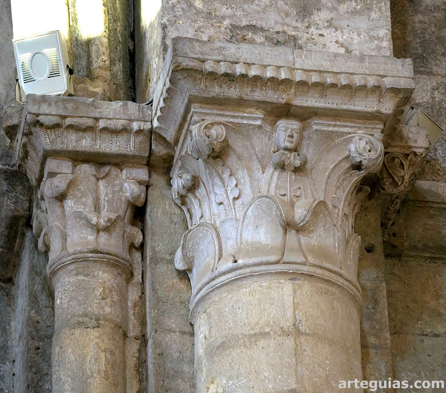 Columnas de la iglesia abacial