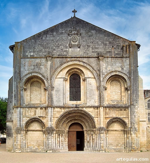 Abad&iacute;a de las Damas de Saintes, Francia