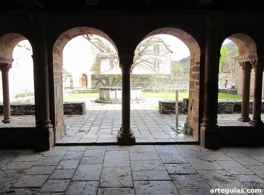 Tramo superviviente del claustro