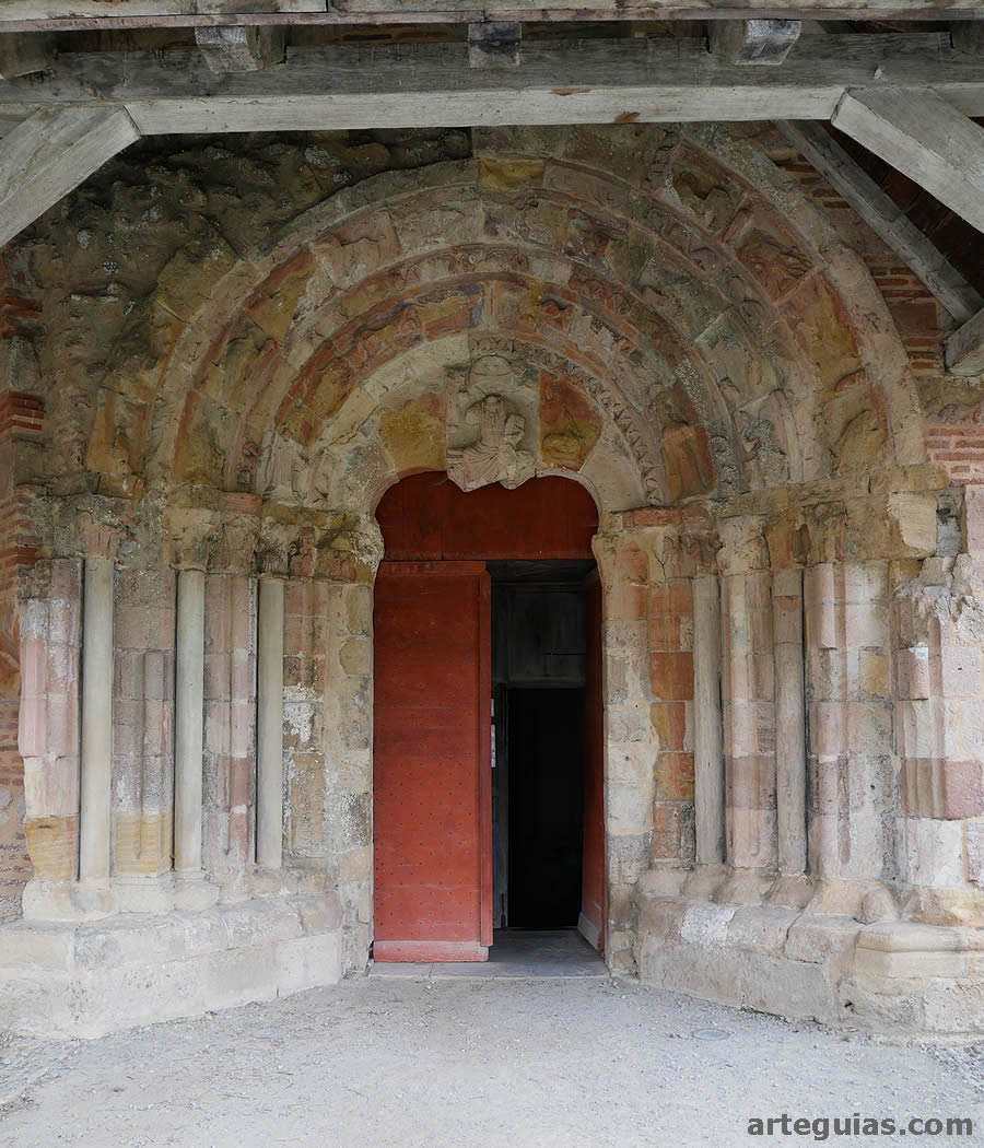 Portada en el brazo norte del transepto