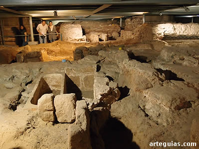 Cripta visitable de Santa Eulalia con restos arqueol&oacute;gicos romanos paleocristianos y visigodos