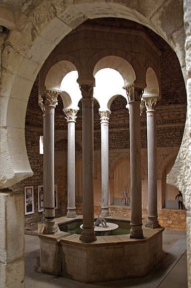 La restauraci&oacute;n de comienzos del siglo XX fue abusiva y modific&oacute; aspectos originales, seg&uacute;n el gusto historicista de la &eacute;poca