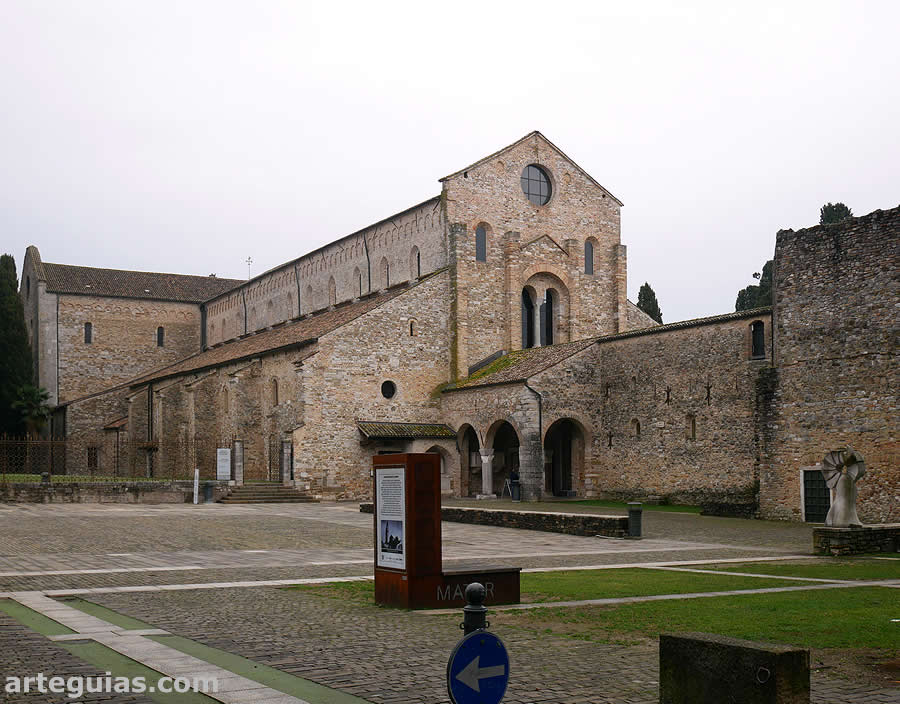 La Basílica de Aquilea desde el noroeste