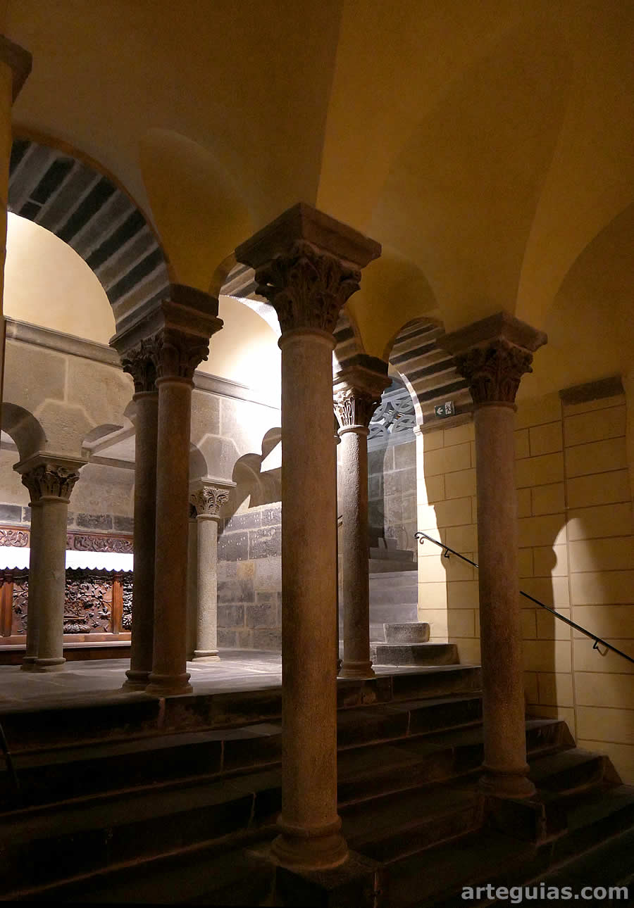 Vista de la cripta de la basílica