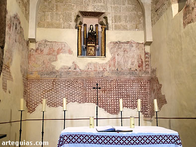 Bas&iacute;lica de Santa Mar&iacute;a de los Arcos de Tricio,: cabecera con sus pinturas murales medievales