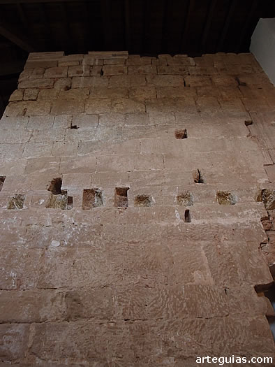 Muro del mausoleo