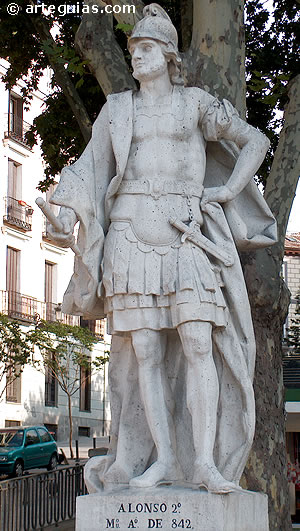 Estatua de Alfonso II El Casto. Rey de Asturias