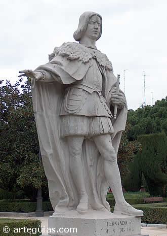 Estaua de Fernando el Cat&oacute;lico en los Jardines de Sabatini de Madrid