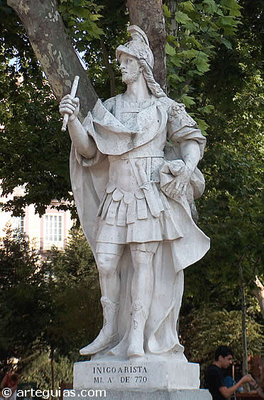 Estatua de &Iacute;&ntilde;igo Arista