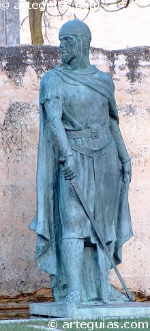 Estatua del Cid en su localidad natal: Vivar, en la provincia de Burgos