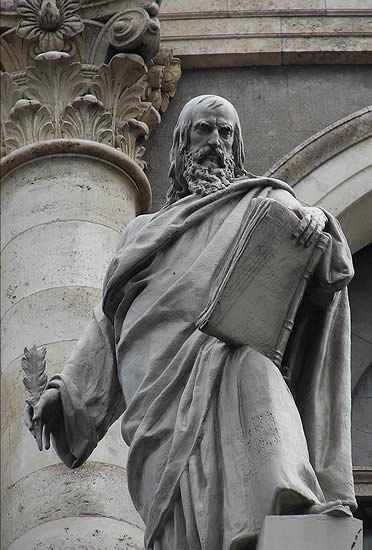 Estatua de San Agust&iacute;n de Hipona