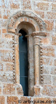 Ventanal de la torre de San Juan, Castrojeriz