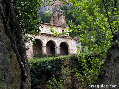 Ermita de Nuestra Se&ntilde;ora de la Hoz de Tobera, muy pr&oacute;xima a Fr&iacute;as