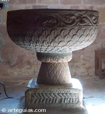 Pila bautismal de la parroquia de Santa Mar&iacute;a de Neila, Burgos