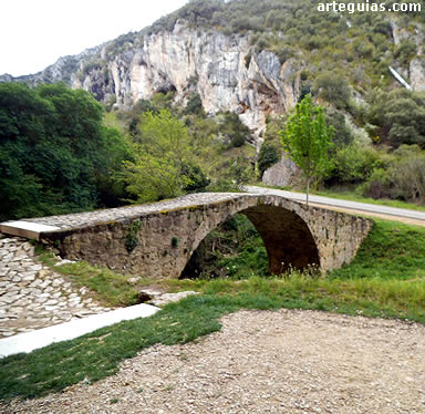 Puente medieval