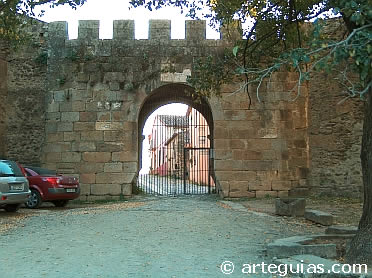 Puerta y muralla de Granadilla, C&aacute;ceres
