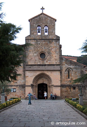 Santo&ntilde;a, Iglesia de Santa Mar&iacute;a del Puerto