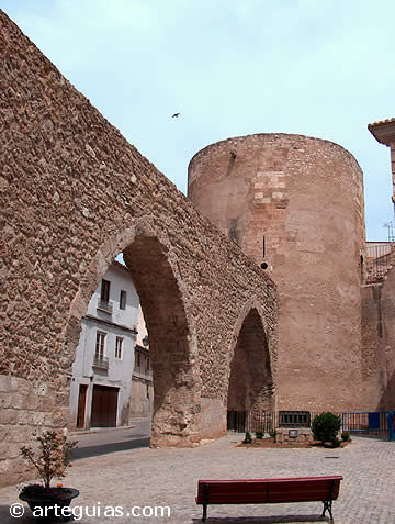 Acueducto y Torr&eacute; del botx&iacute; o del verdugo