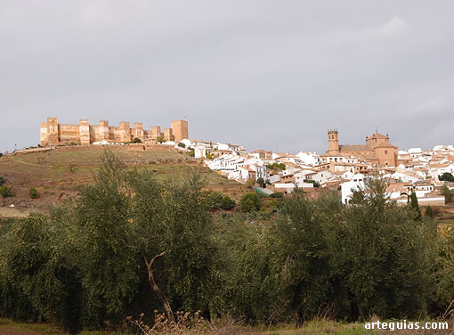 Baños de la Encina y el castillo de Burgalimar