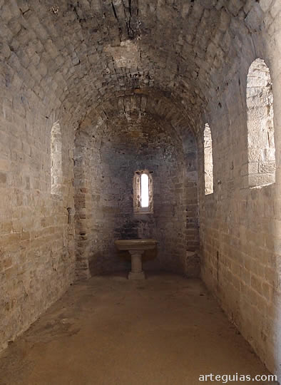 Iglesia de Santa Mar&iacute;a de Valverde: interior