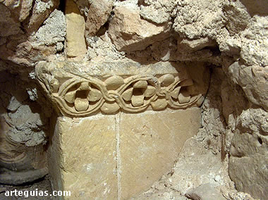 Restos de la torre rom&aacute;nica