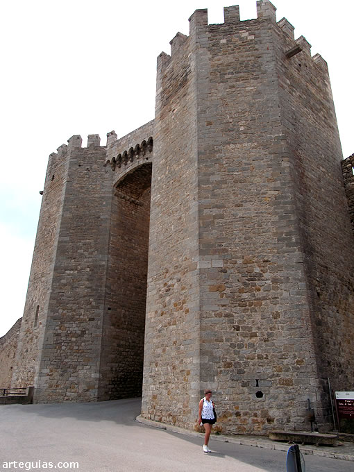Muralla de Morella: Puerta de San Miguel