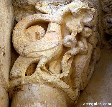 Basiliscos con serpientes