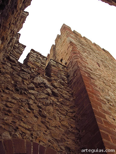 Torre y Puerta del Reloj