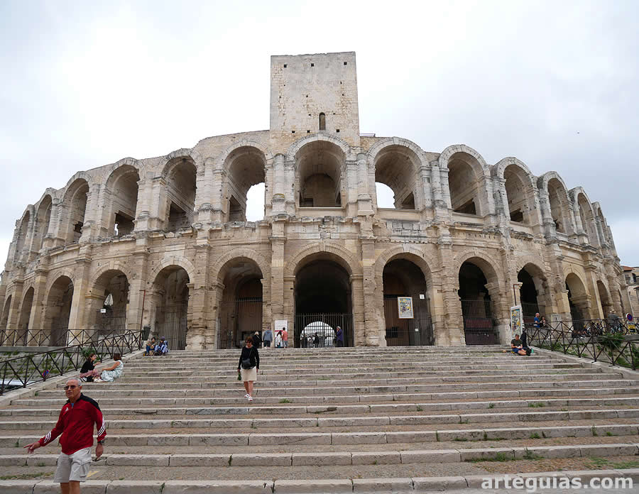 Anfitetaro romano de Arl&eacute;s