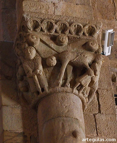 Capitel figurado