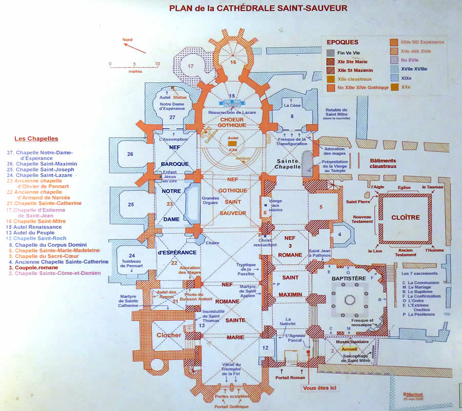 Complicadísima planta de la Catedral de Aix-en-Provence, Francia