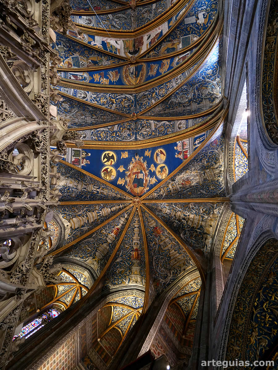 B&oacute;vedas de la cabecera y de los primeros tramos de la nave