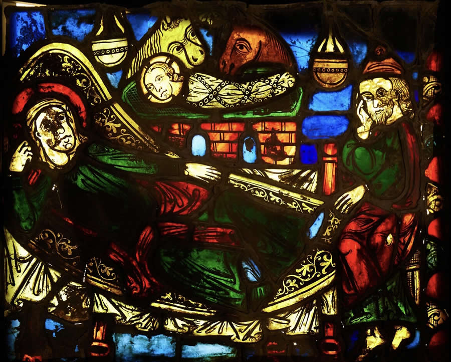 Una de las vidrieras originales de la Catedral de Girona