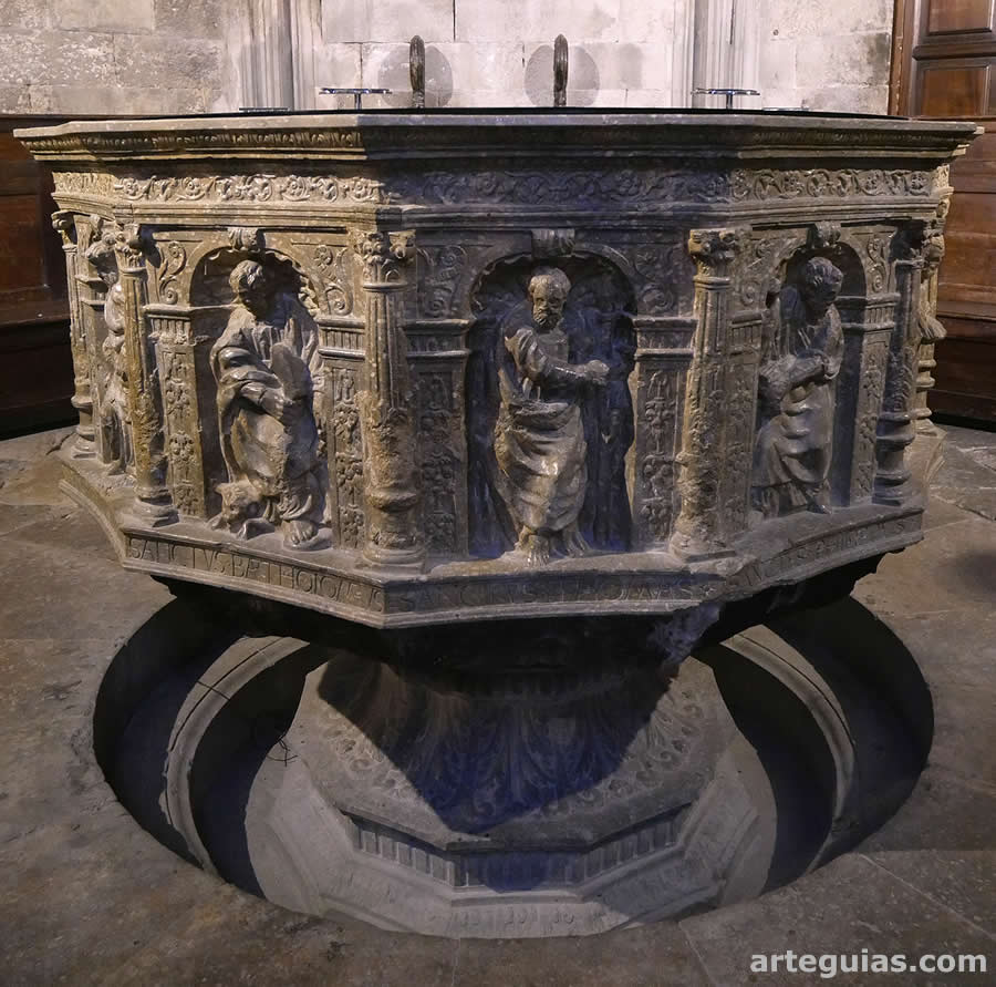 Pila bautismal de la Catedral de Girona