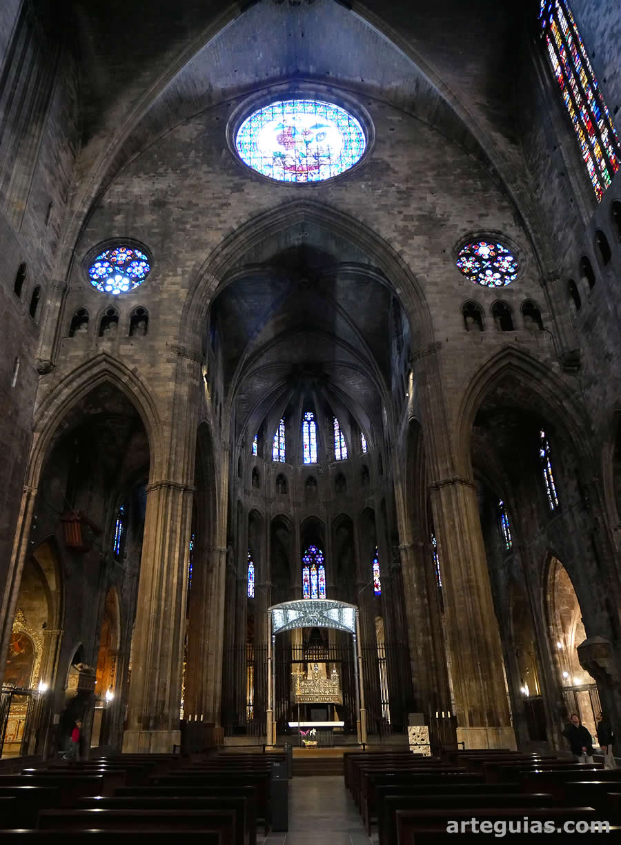 Interior de la cabecera de la catedral