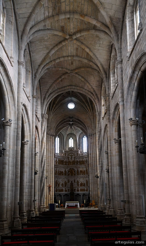 Catedral de Guarda, Portugal. Majestuoso aspecto interior