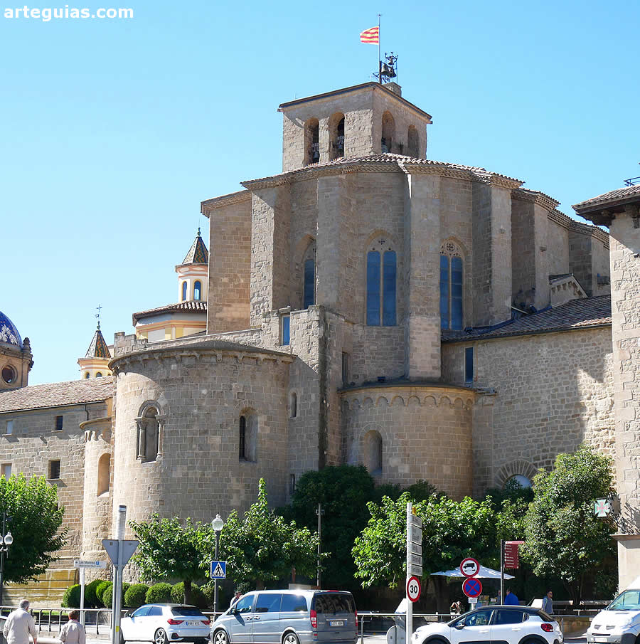 Torre y cabecera de la Catedral de Solsona