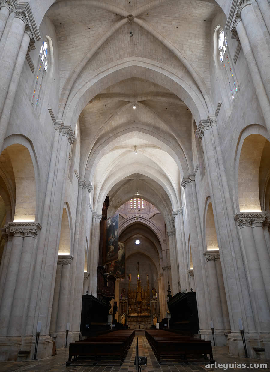 Nave central de la catedral