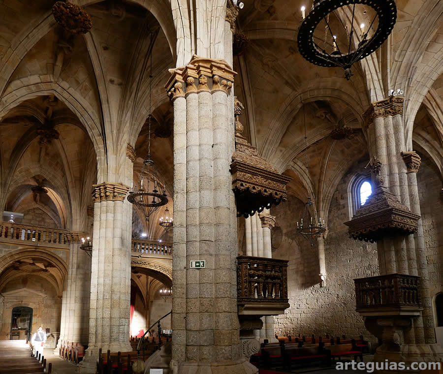 Interior gótico y manuelino
