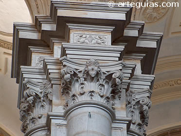 Capiteles renacentistas de la catedral de Baeza