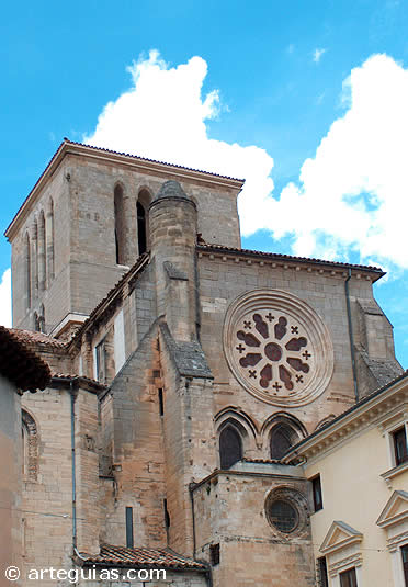 Hastial sur del transepto y Torre del &Aacute;ngel. Catedral de Cuenca