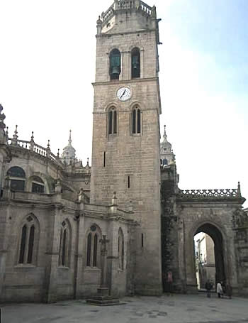 Cabecera y torre de la catedral de Lugo