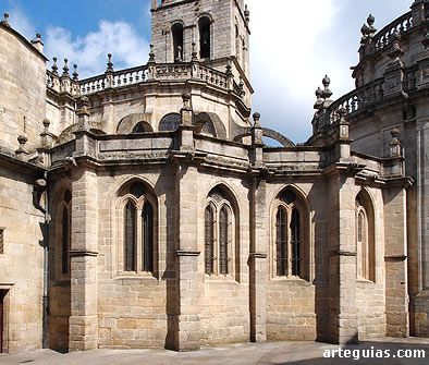 Catedral de Lugo: Gorola g&oacute;tica (Exterior)