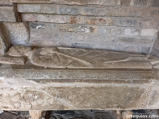 Sarc&oacute;fago de un can&oacute;nigo