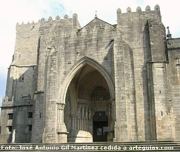 Fachada de la catedral de Tui, Pontevedra