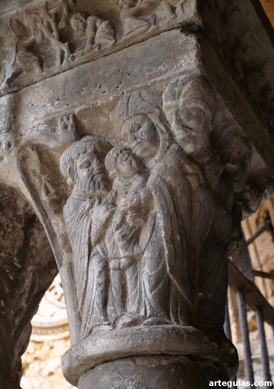 Capitel del claustro catedralicio