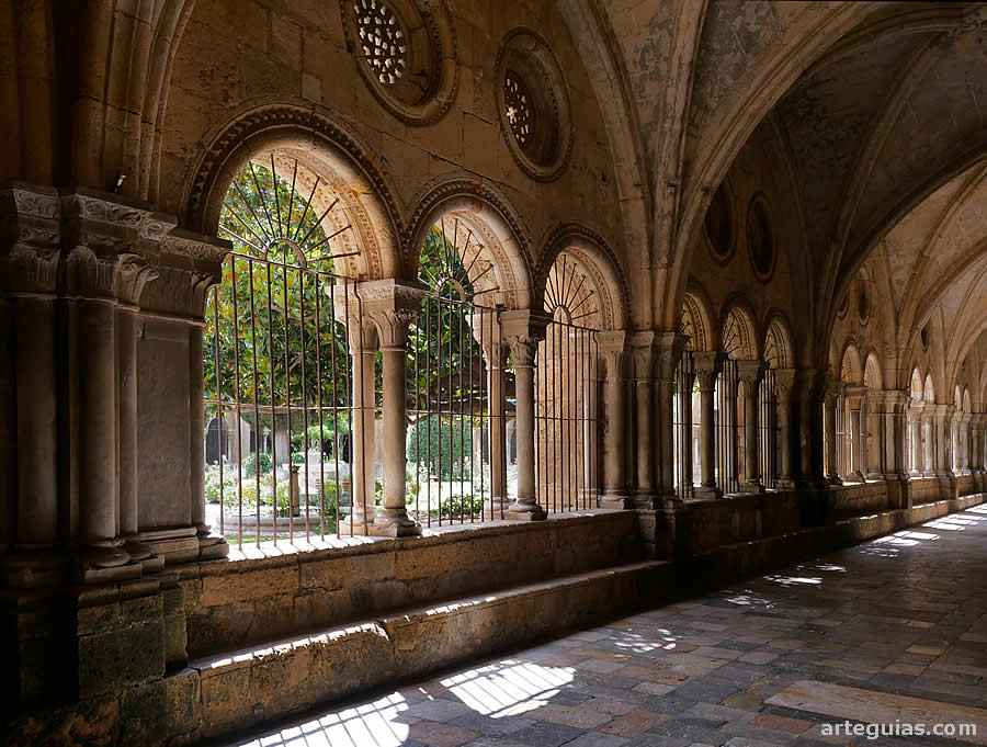 Claustro