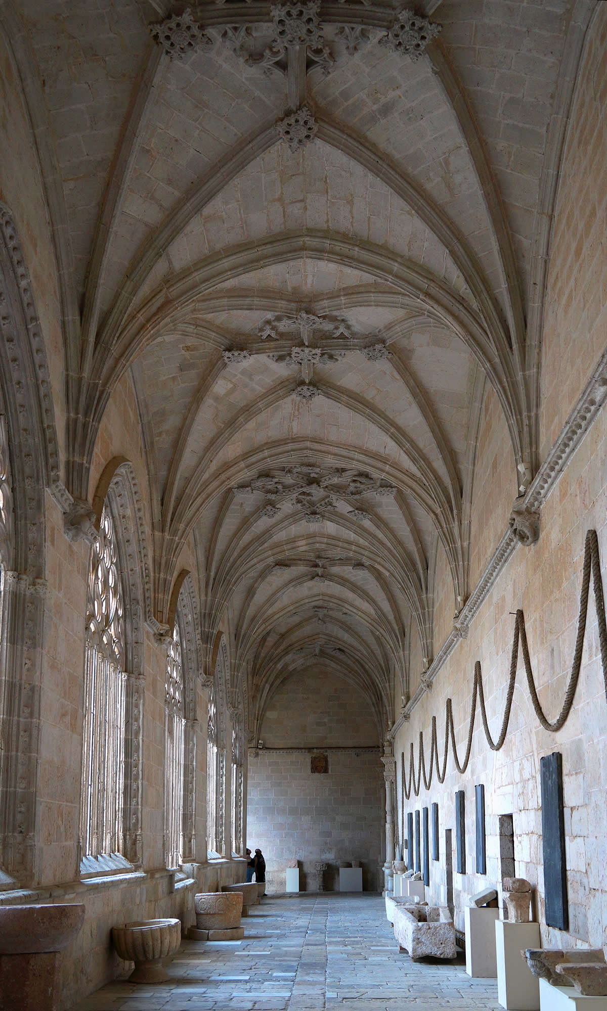 Claustro gótico de comienzos del siglo XVI